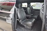 Used 2025 Chrysler Pacifica Van