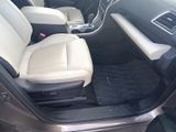 Ascent Limited 8 Passenger