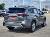 Used 2025 Toyota Highlander Hybrid SUV