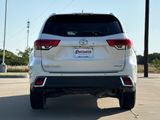 Used 2017 Toyota Highlander SUV