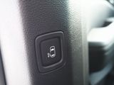New 2026 Kia Carnival MPV Van