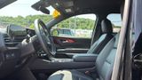 Used 2025 Chevrolet Traverse SUV