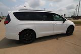 New 2027 Chrysler Pacifica Van