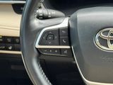 Used 2024 Toyota Highlander SUV