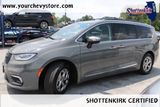 Used 2023 Chrysler Pacifica Van