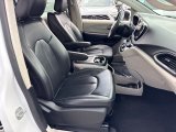 Used 2023 Chrysler Pacifica Van