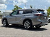 Used 2025 Toyota Highlander SUV