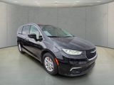 Used 2024 Chrysler Pacifica Van