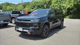 Used 2025 Chevrolet Traverse SUV