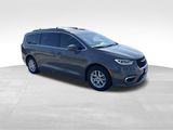 Used 2022 Chrysler Pacifica Van