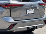 Used 2025 Toyota Highlander SUV