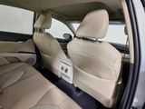 Used 2018 Toyota Camry Hybrid Sedan