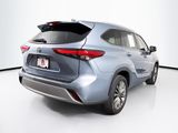 Used 2021 Toyota Highlander SUV