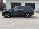 Used 2021 Toyota Highlander Hybrid SUV