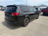Used 2019 Chrysler Pacifica Van