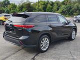 Used 2023 Toyota Highlander Hybrid SUV