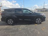 Used 2024 Toyota Highlander Hybrid SUV