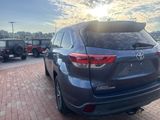 Used 2017 Toyota Highlander SUV