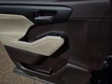Used 2022 Toyota Highlander SUV