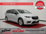 Used 2026 Chrysler Pacifica Van
