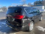 Used 2024 Chrysler Pacifica Van