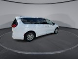 Used 2024 Chrysler Pacifica Van