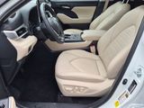 Used 2024 Toyota Highlander SUV