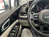 Used 2023 Kia Carnival Van