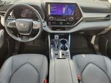 Used 2025 Toyota Highlander Hybrid SUV