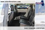 Used 2023 Chrysler Pacifica Van