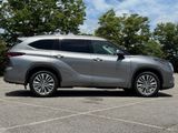 Used 2025 Toyota Highlander SUV