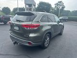 Used 2017 Toyota Highlander SUV