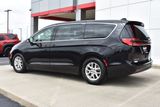 Used 2025 Chrysler Pacifica Van