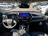 New 2026 Toyota Highlander SUV