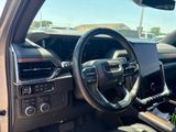 Used 2025 GMC Yukon XL SUV
