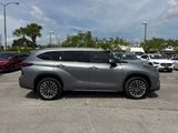 Used 2025 Toyota Highlander Hybrid SUV