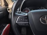 Used 2021 Toyota Highlander SUV