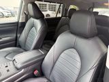 Used 2023 Toyota Highlander SUV