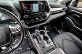 Used 2022 Toyota Highlander Hybrid SUV