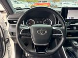 Used 2023 Toyota Highlander SUV