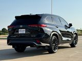 Used 2023 Toyota Highlander SUV