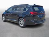 Used 2023 Chrysler Pacifica Van