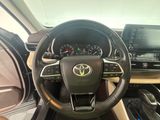 Used 2021 Toyota Highlander SUV