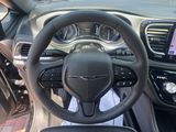 Used 2025 Chrysler Pacifica Van