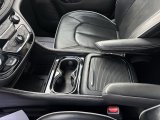 Used 2025 Chrysler Pacifica Van