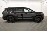 Used 2024 Chevrolet Traverse SUV