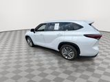 Used 2025 Toyota Highlander Hybrid SUV