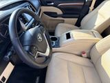 Used 2017 Toyota Highlander SUV