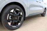 New 2026 Kia Carnival MPV Van