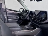 Used 2021 Toyota Highlander SUV